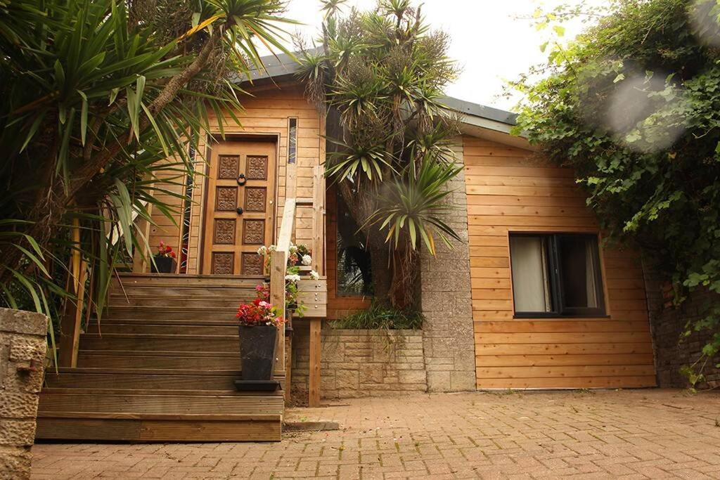 Peaceful & Central Self Contained 1 Bedroom House Glastonbury Eksteriør bilde
